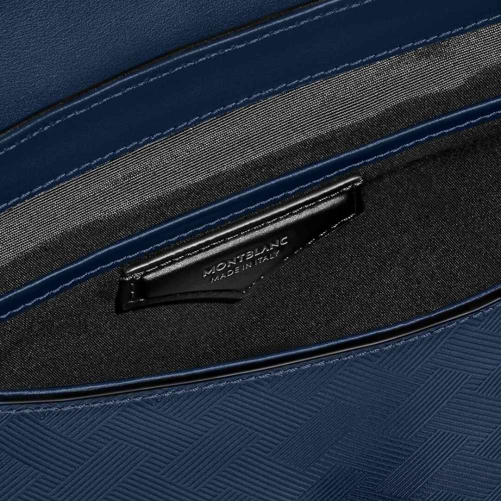 Compact envelope Montblanc Extreme 3.0