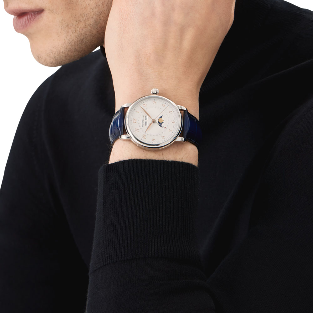 Watch Montblanc Star Legacy 42mm